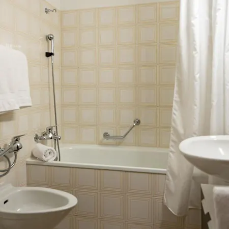 Chesa Paluedin 8 - Celerina By Interhome 公寓 *